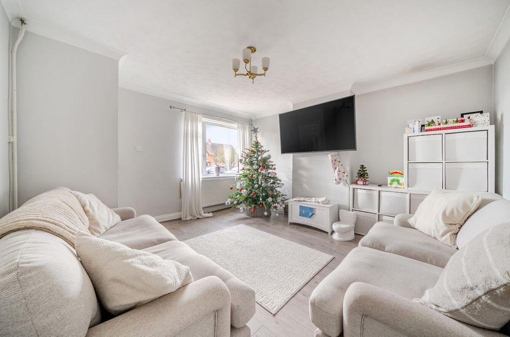 Property photo 2 of 12 1387038-20-6931A9...