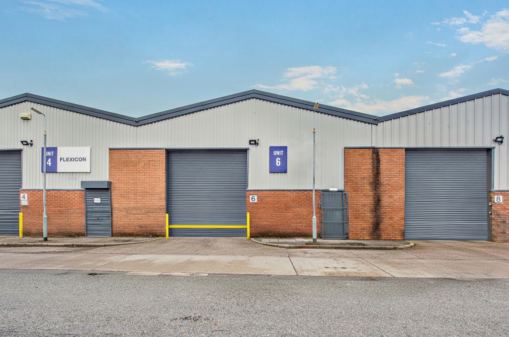 Property photo 2 of 16