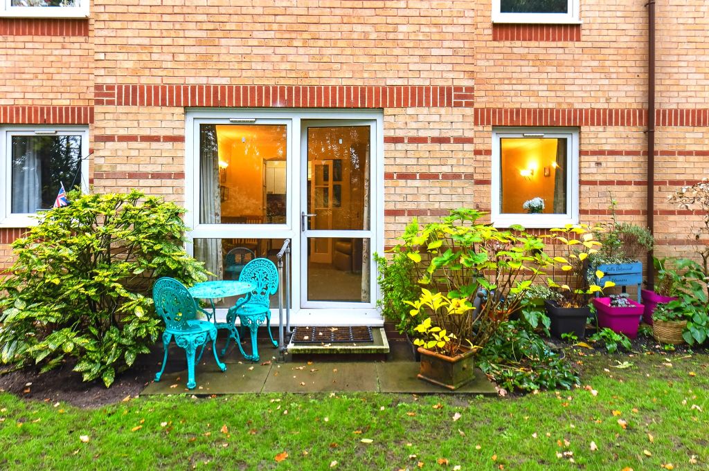 Property photo 3 of 8