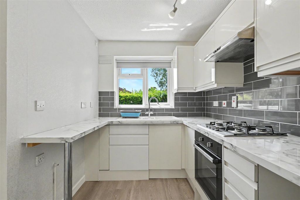 Property photo 3 of 17 Kitchen_3.Jpeg