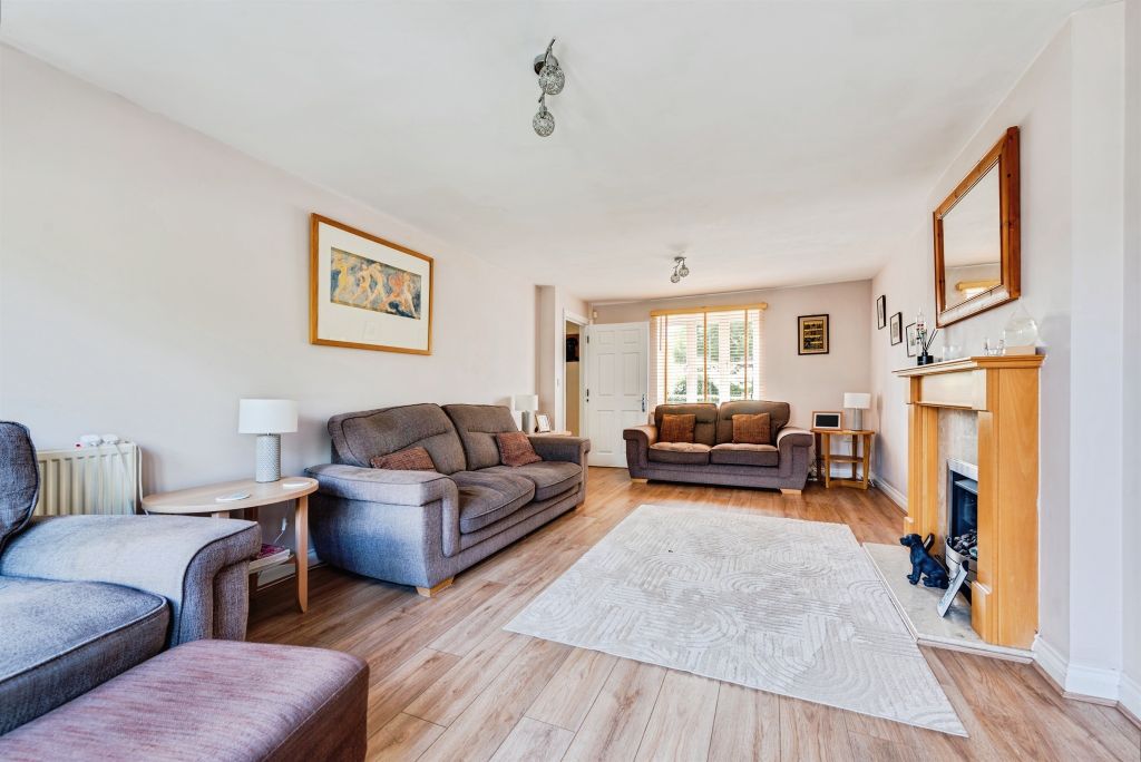 Property photo 3 of 19