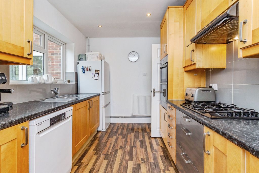 Property photo 3 of 17