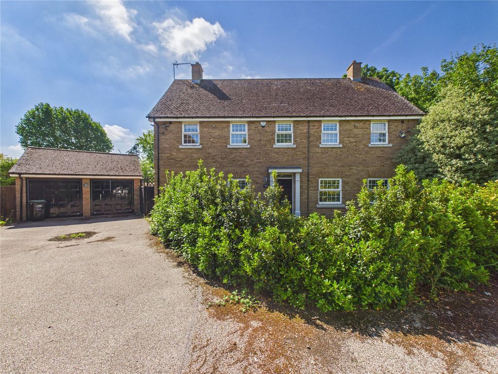 Property photo 1 of 18 Picture No. 01