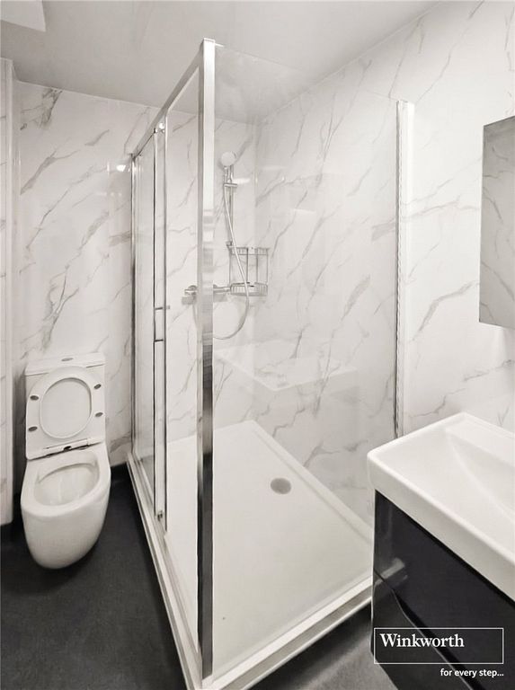 Property photo 3 of 5 Shower/Room