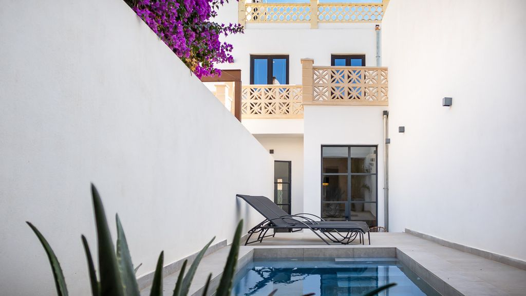 Property photo 2 of 29 01.Jpg