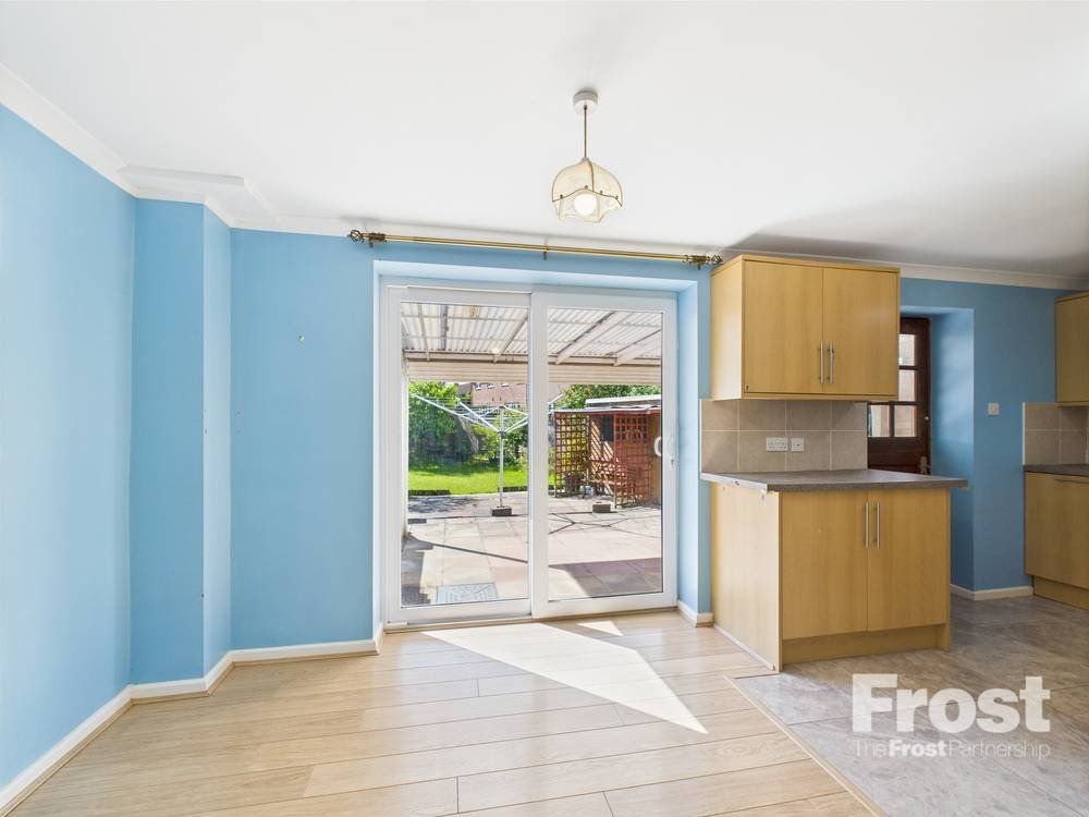 Property photo 2 of 12 Picture No. 03