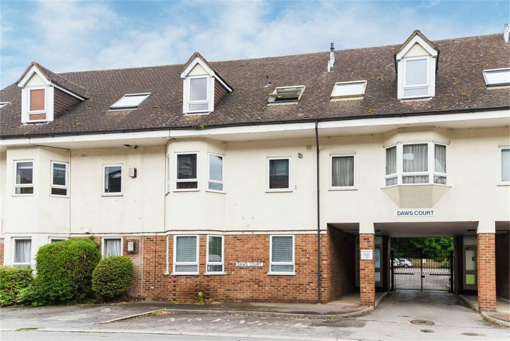 Property photo 3 of 8