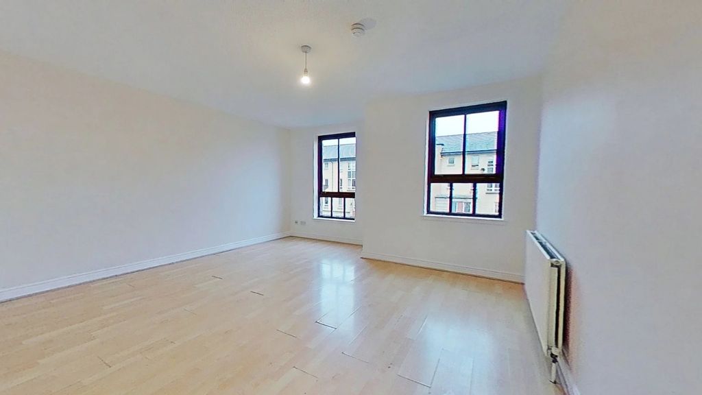 Property photo 3 of 12 Photo 3