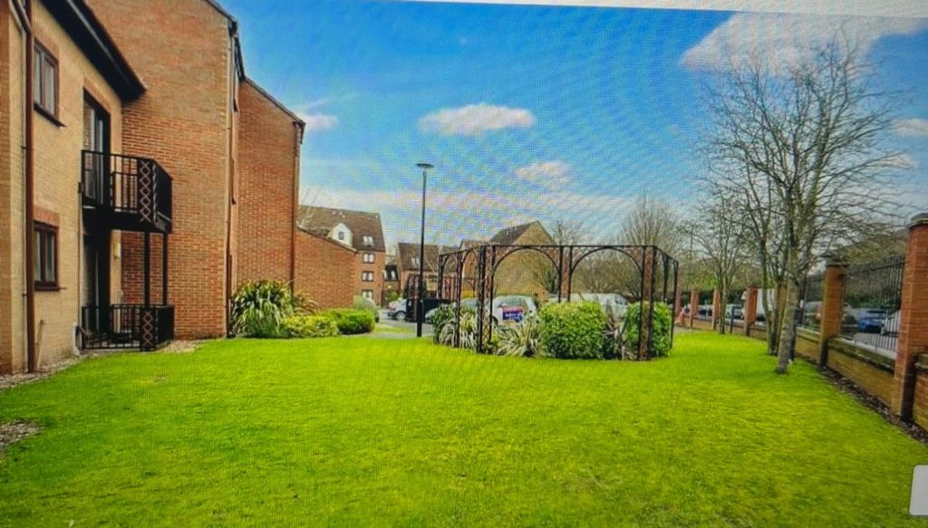 Property photo 1 of 11 A Beautifully Maintained Garden Area, Perfect For ...