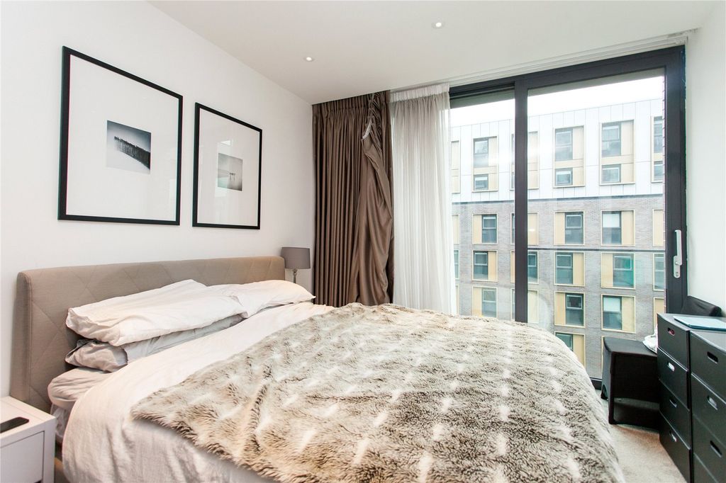 Property photo 3 of 9 Picture No. 16