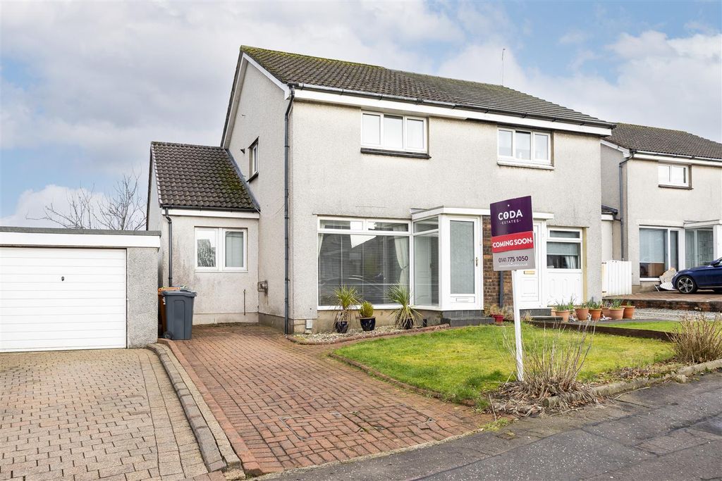 Property photo 1 of 20 1_Blacklands_Place_Lenzie_002.Jpg