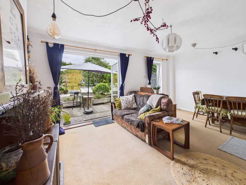 Property photo 2 of 18 Living Room