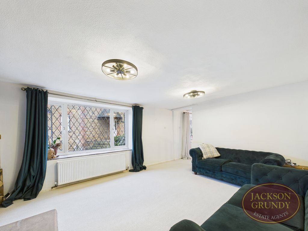 Property photo 3 of 20 Photo 7