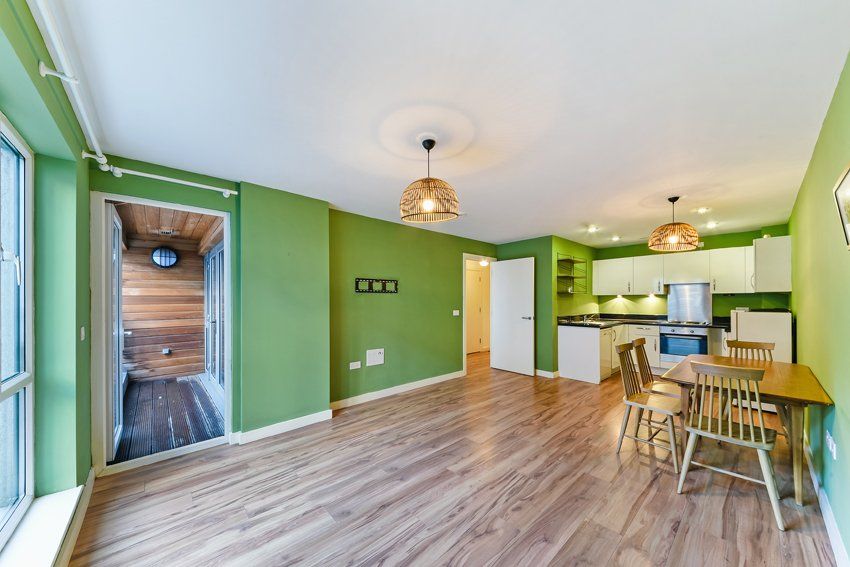 Property photo 2 of 12 Picture No. 23