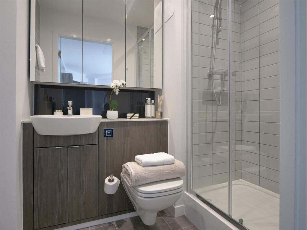 Property photo 3 of 35