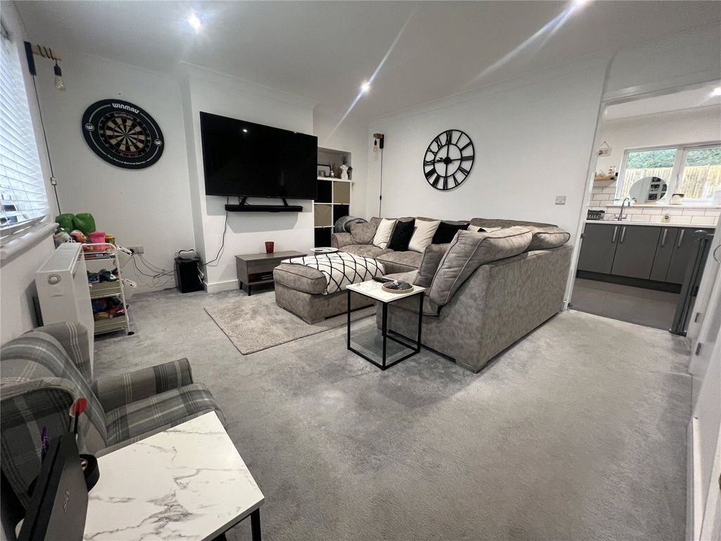 Property photo 2 of 12 Picture No. 09