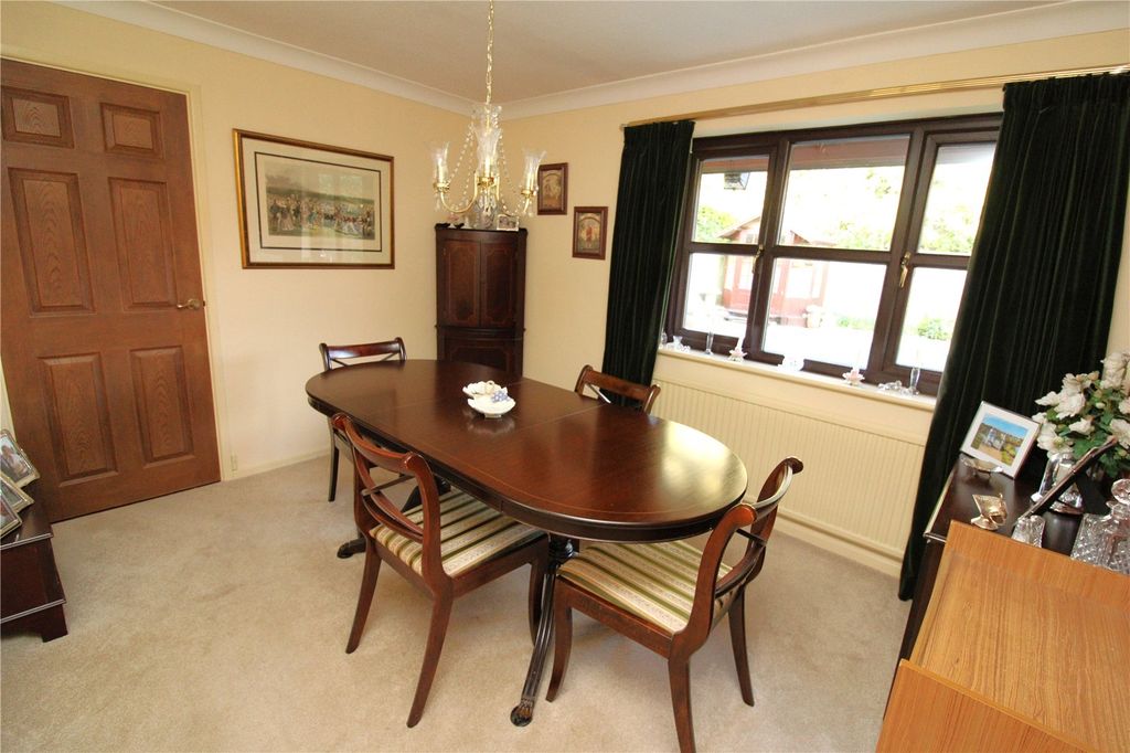 Additional image 5 of 4 bed detached house for saleSandringham Road, Fareham, Hampshire PO14