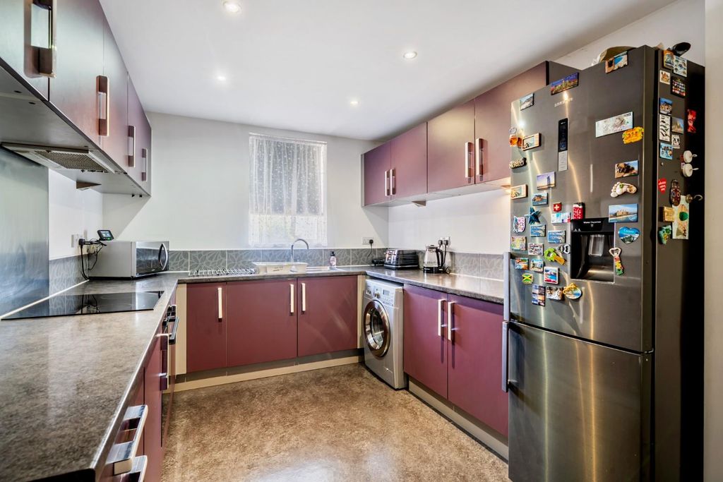 Property photo 3 of 16 14-6A7c7Ed4d9ee9-1503968-19Ff6496A93Ff-14-14.Jpg