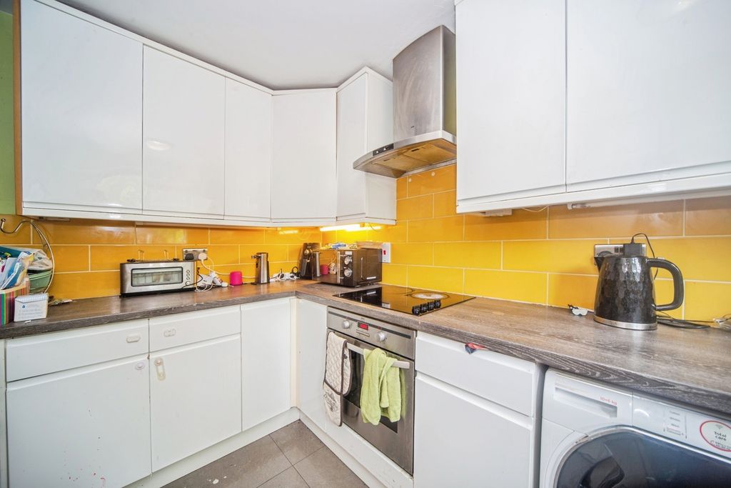 Property photo 3 of 15 Pbox-Img.Jpg