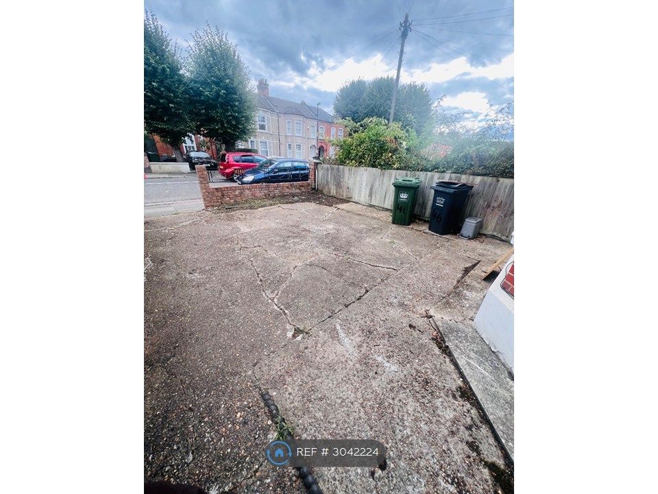 Property photo 1 of 22