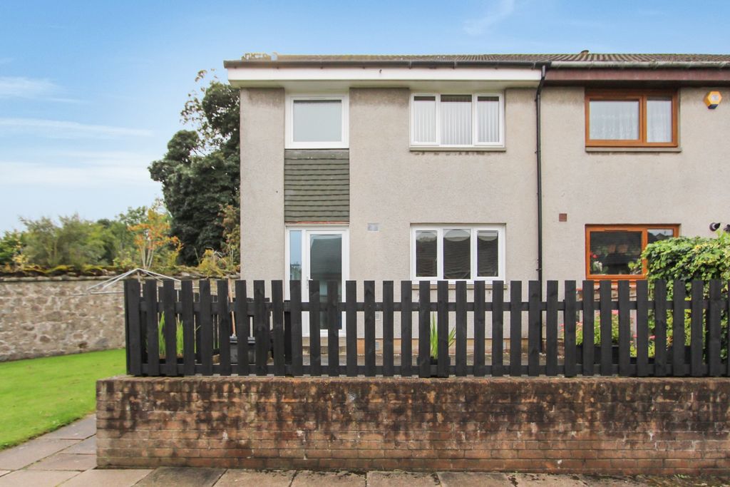 Property photo 3 of 16 Img_6746