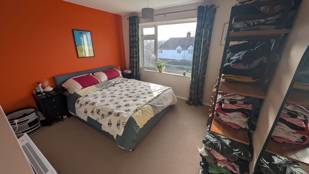 Property photo 2 of 11 9C2B5937-1883-40E6-8Be1-1A8E374F04D7