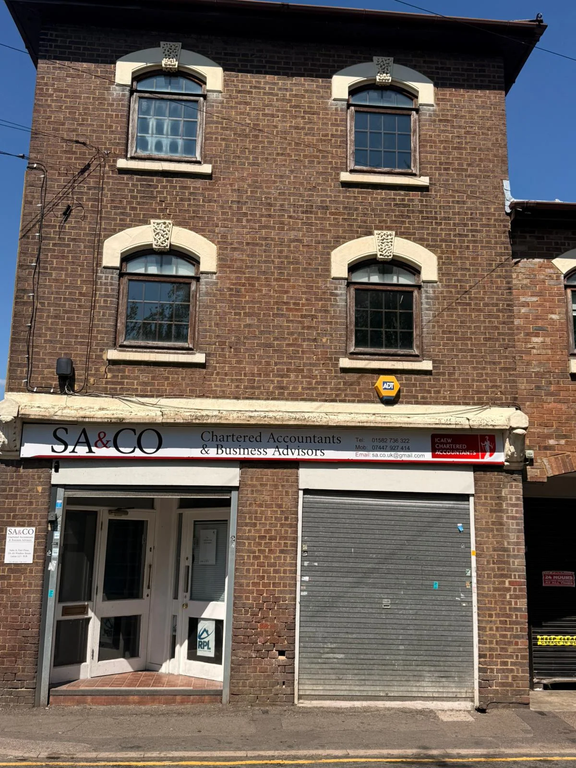 Property photo 1 of 5