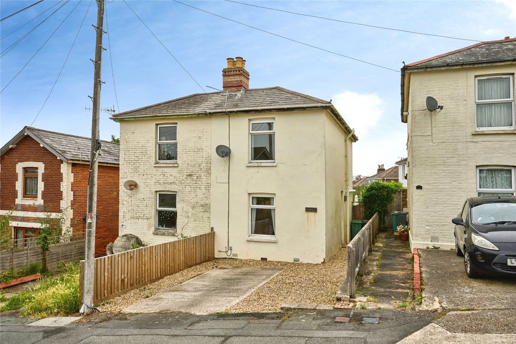 Property photo 1 of 17 Picture No. 39