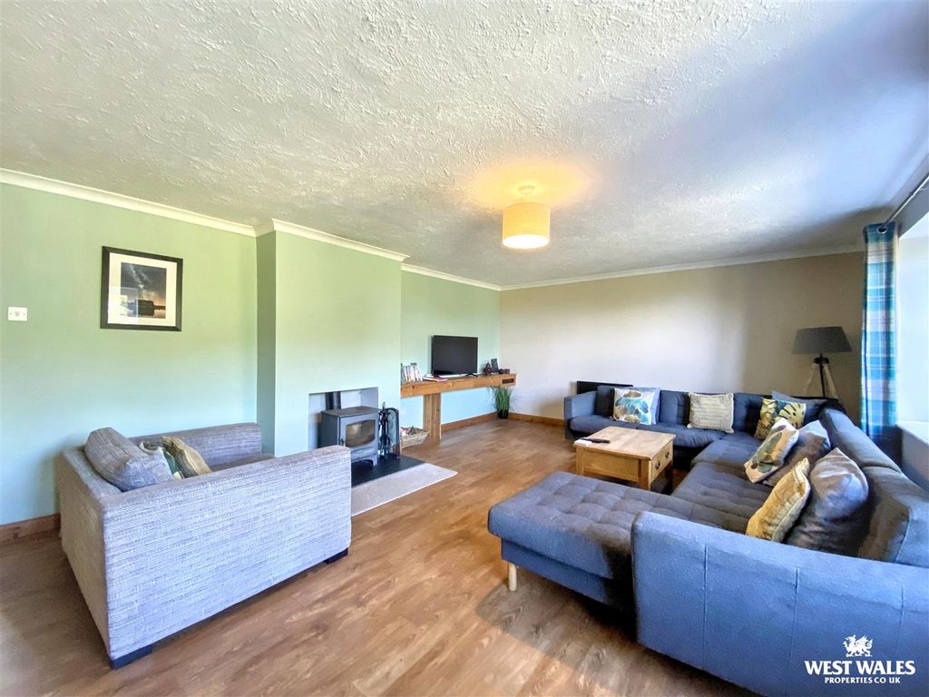 Property photo 3 of 28 Img_4853.Jpg