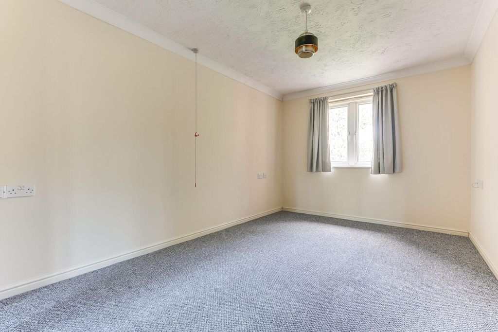 Property photo 3 of 16 Living Room