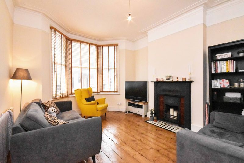 Property photo 1 of 7 Living Area