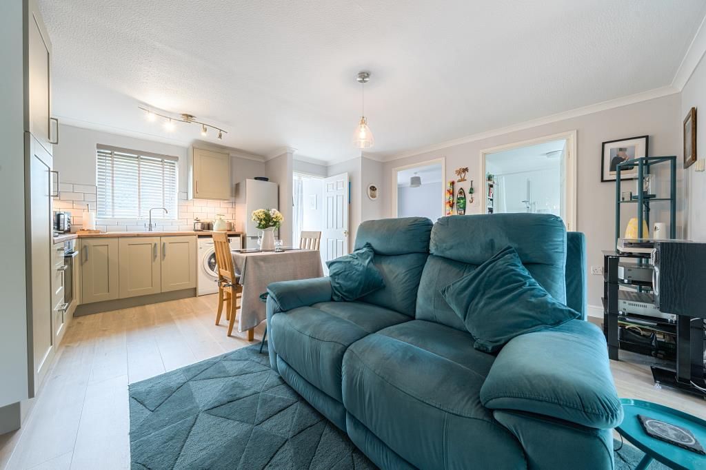 Property photo 3 of 16 Reception Room