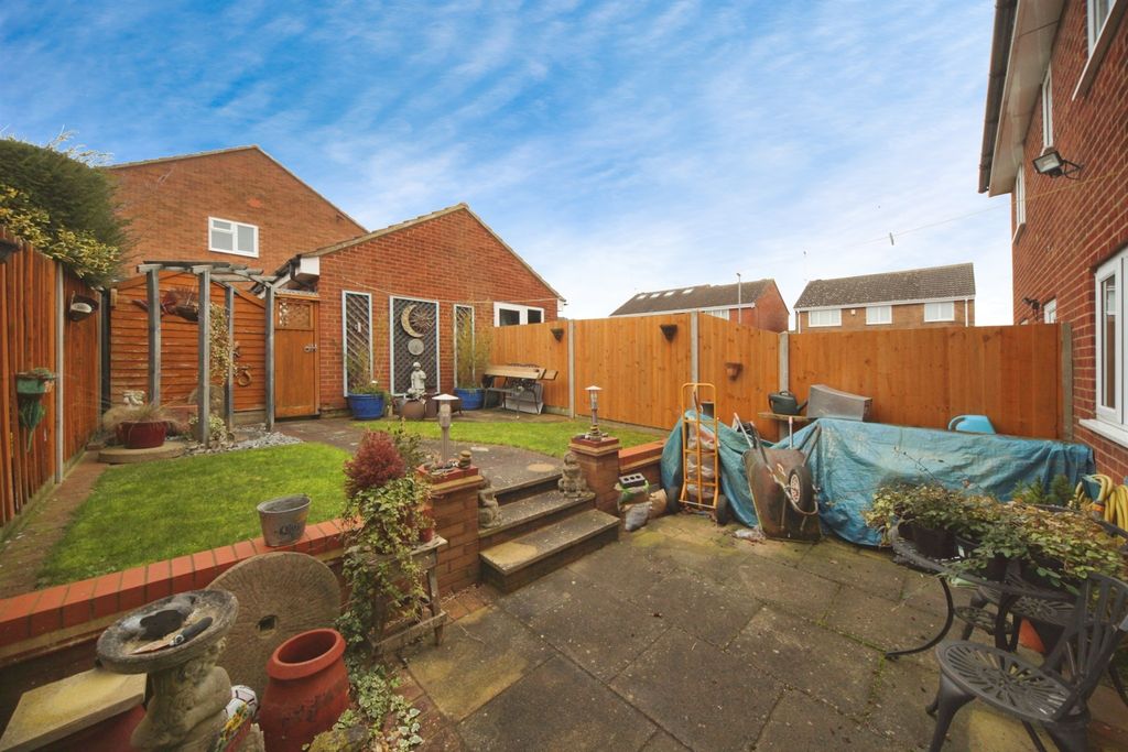 Property photo 2 of 14