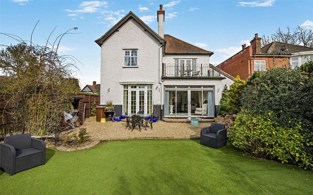 Property photo 3 of 23 Rear Garden