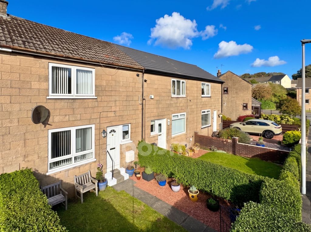 Property photo 1 of 20 Fir Place, Johnstone External