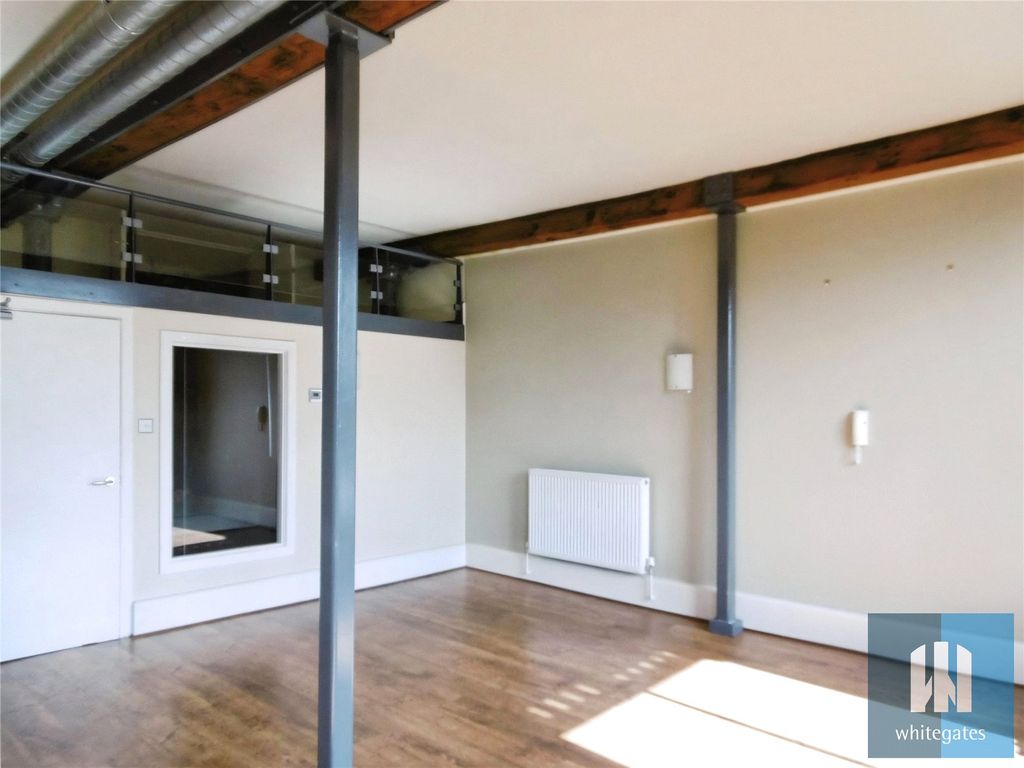 Property photo 3 of 12 Picture No. 18