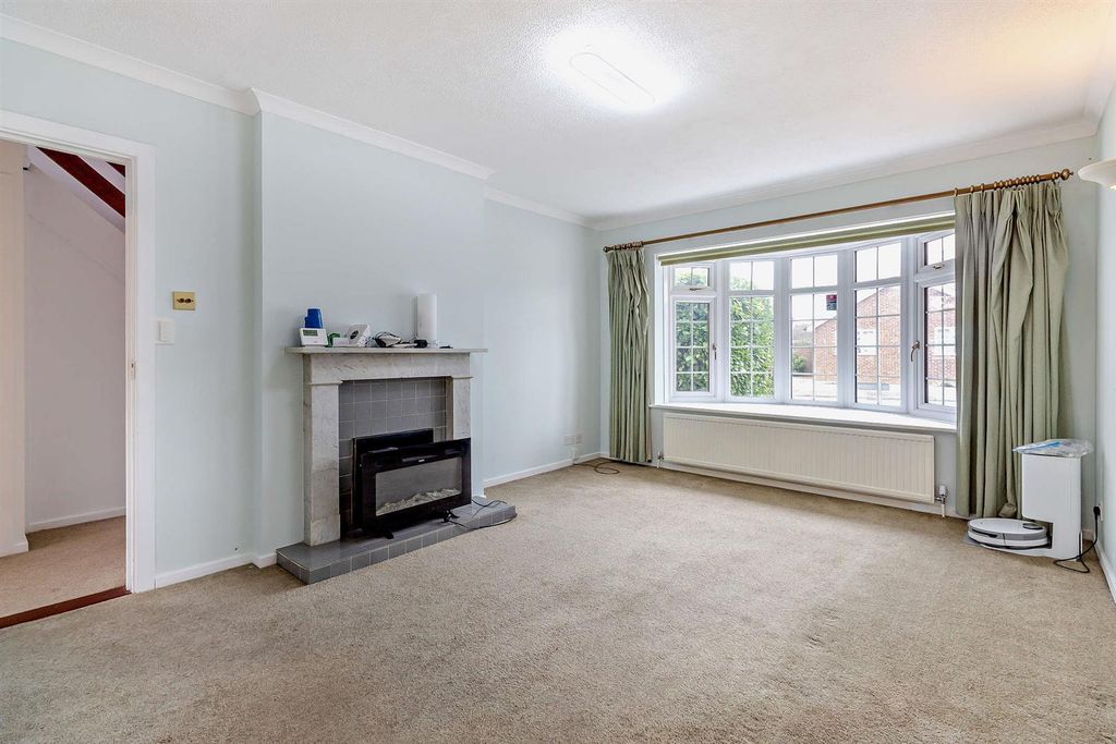 Property photo 3 of 15