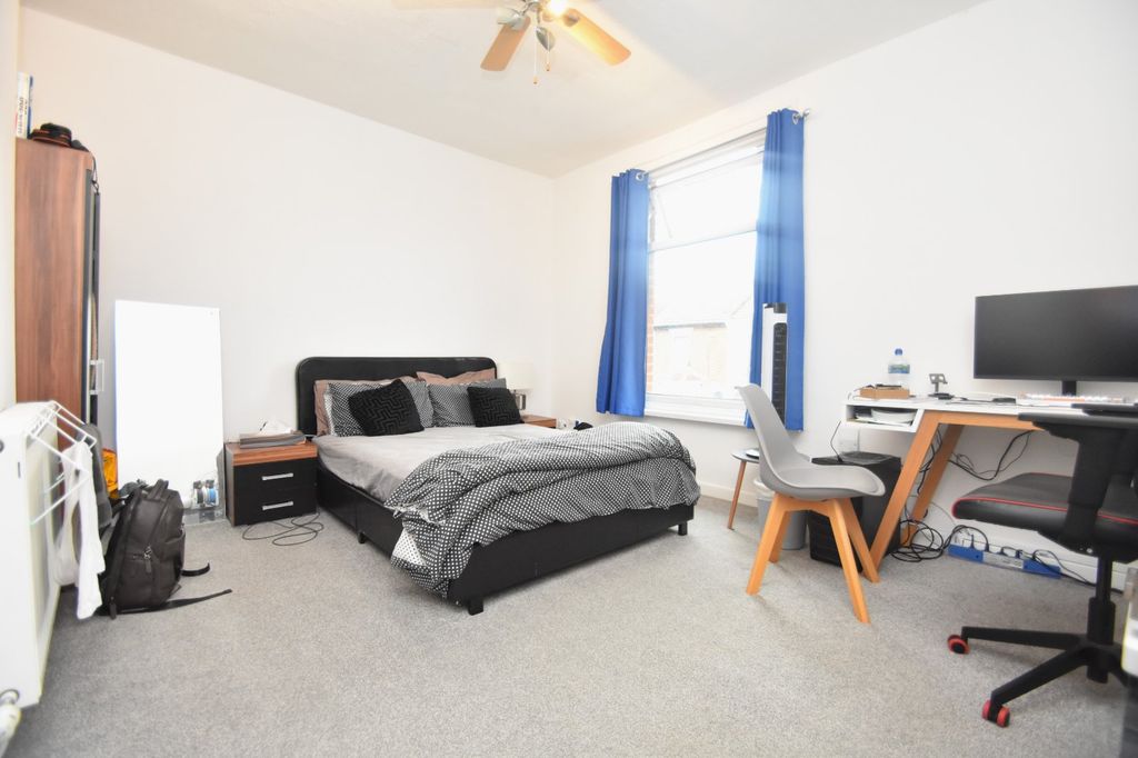 Property photo 2 of 7 Picture No. 09