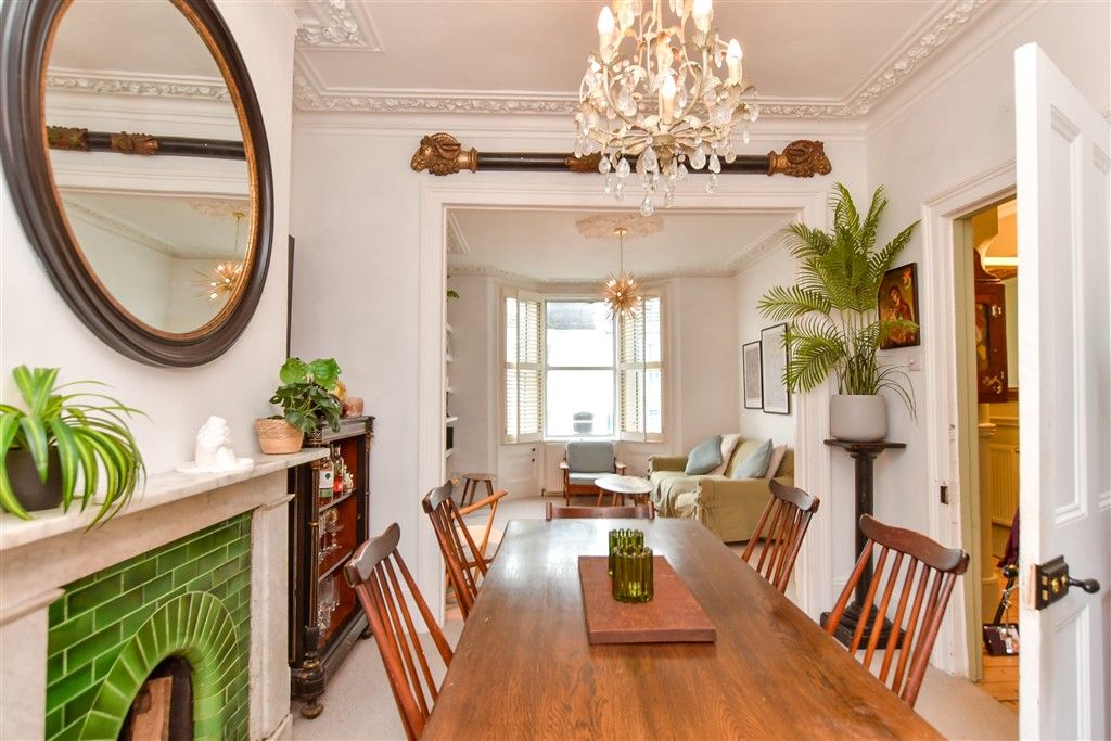 Property photo 1 of 6 Internal Lifestyle Photograph