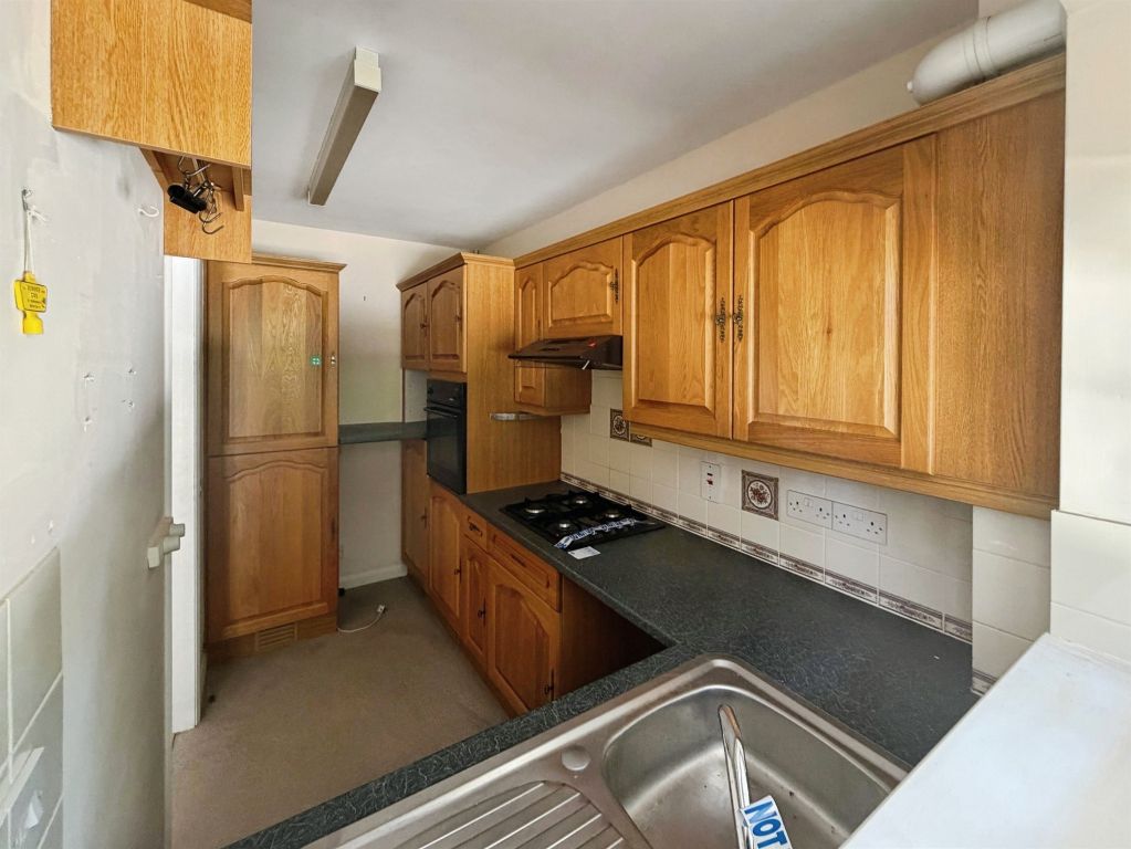 Property photo 3 of 11