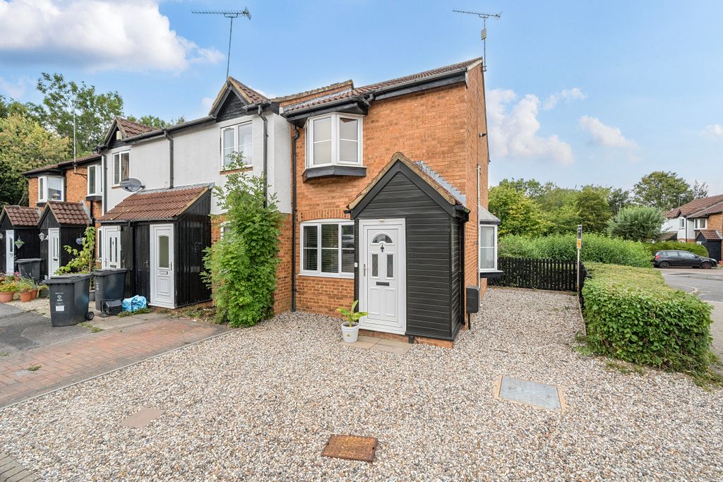 Property photo 1 of 10 1340889168A612F422409