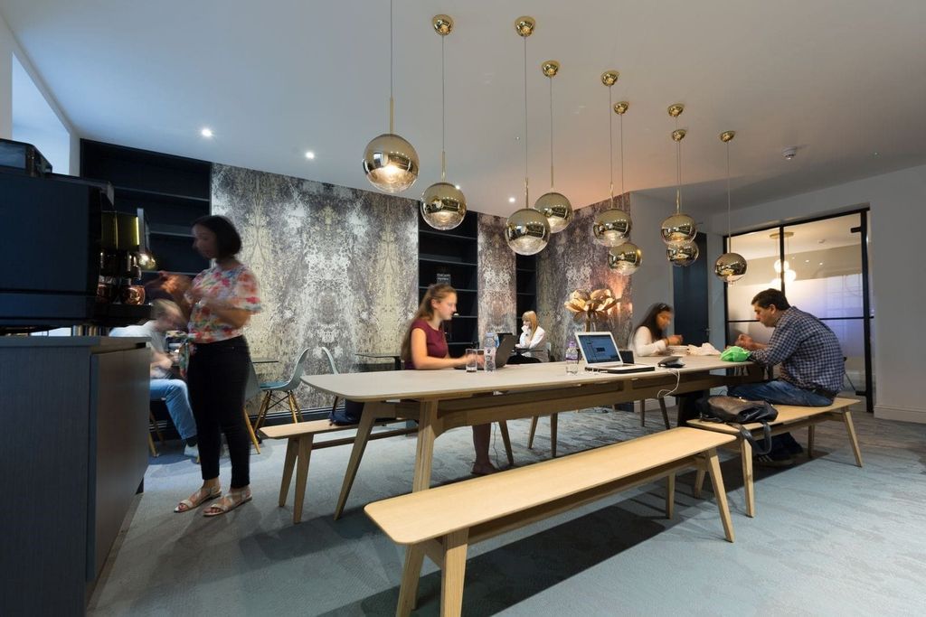 Property photo 2 of 6