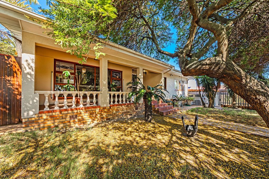 Property photo 2 of 36 Dbv1730136