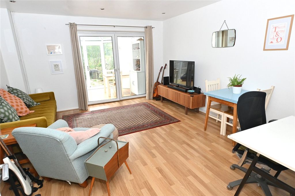 Property photo 2 of 13 Picture No. 09