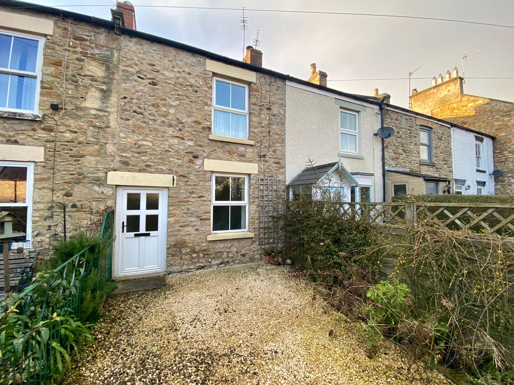 Property photo 1 of 2
