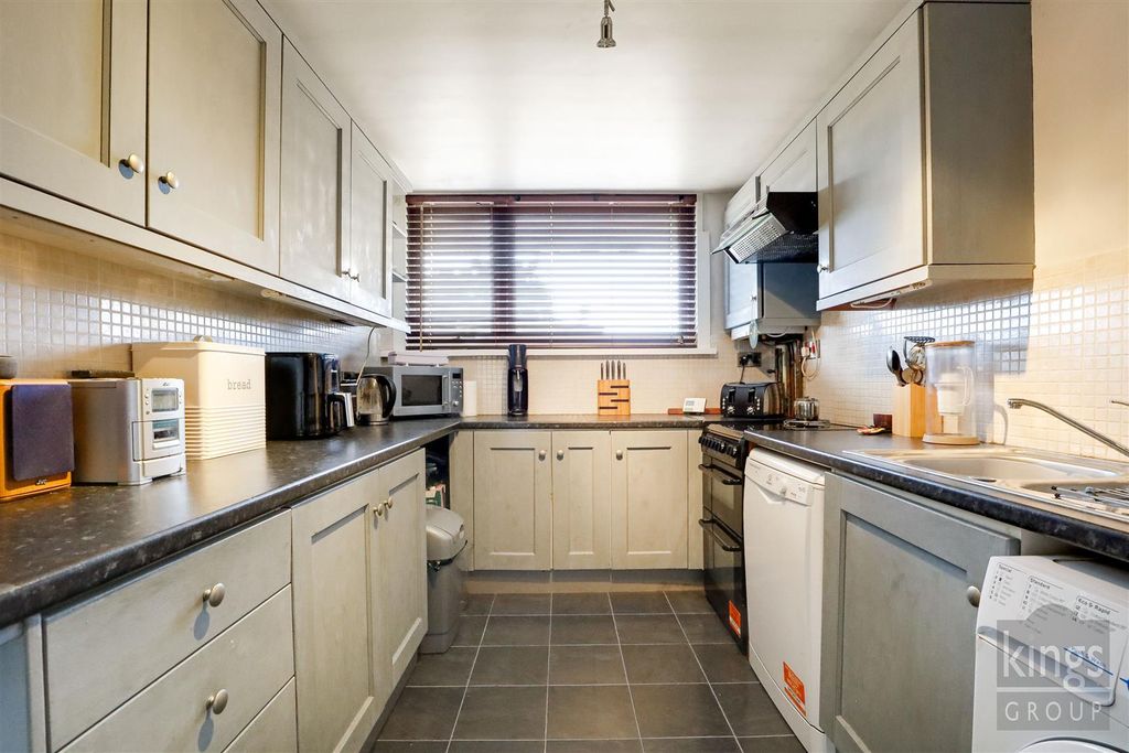 Property photo 2 of 15 Raw_10.Jpg