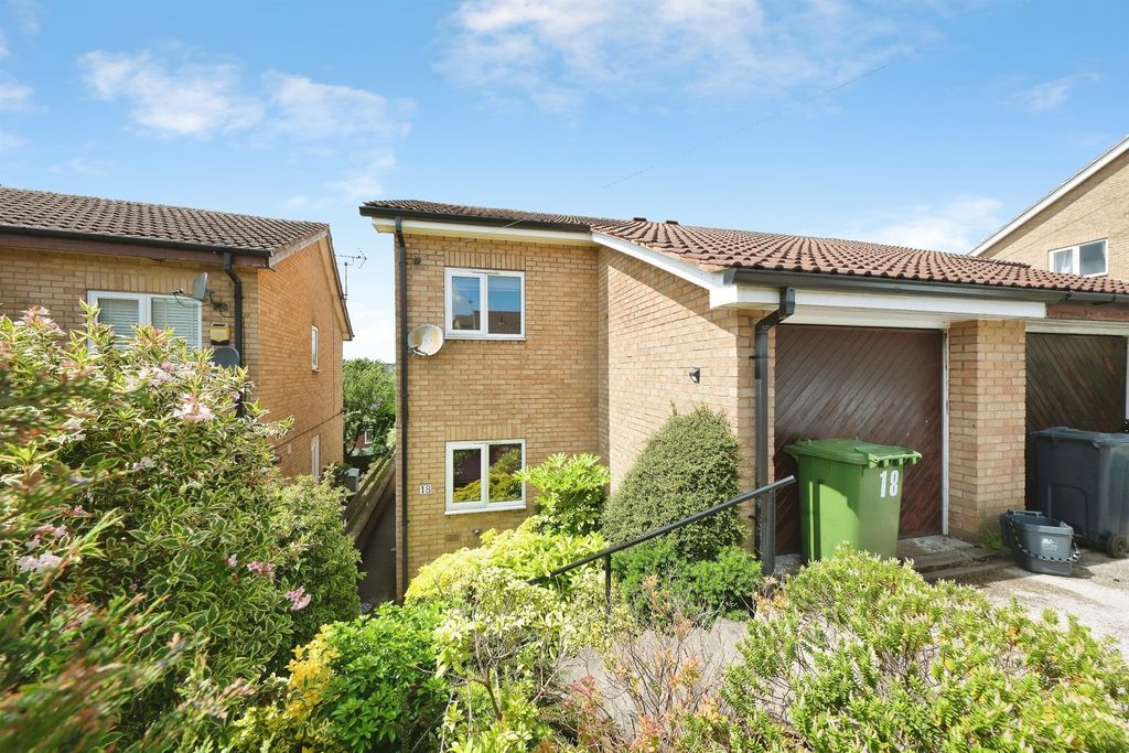 Property photo 1 of 19