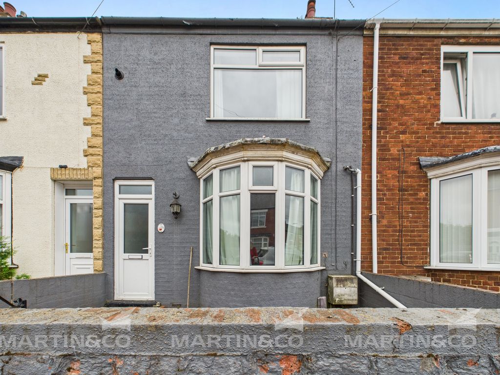 Property photo 1 of 11 Cam02406G0-Pr0494-Still011