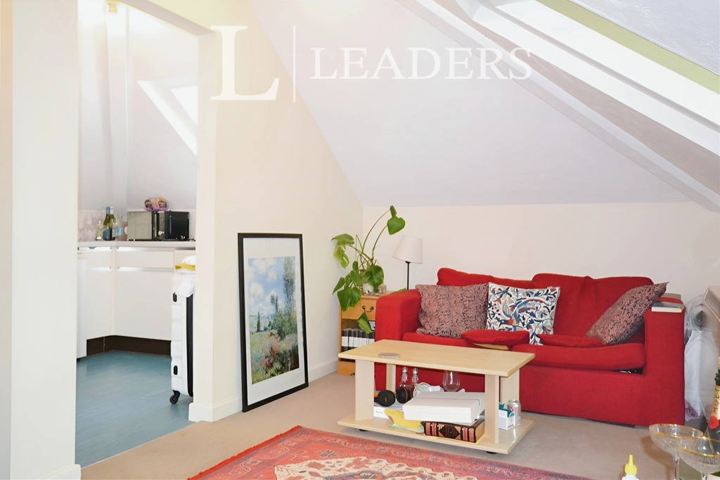Property photo 3 of 8 3ce26334-13