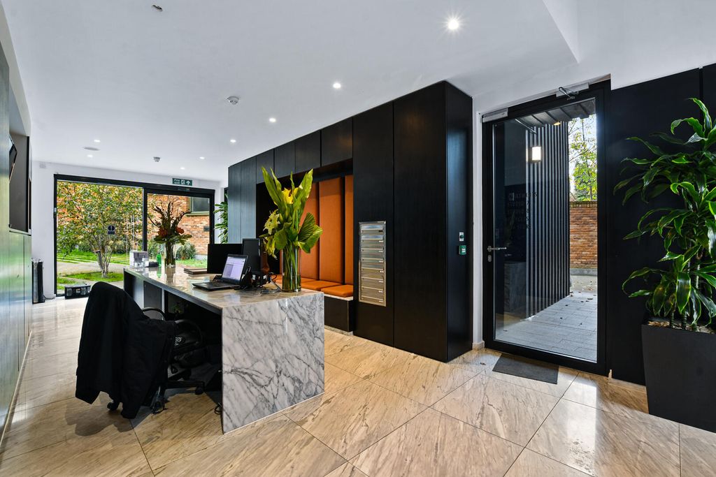 Property photo 2 of 12 Reception Room